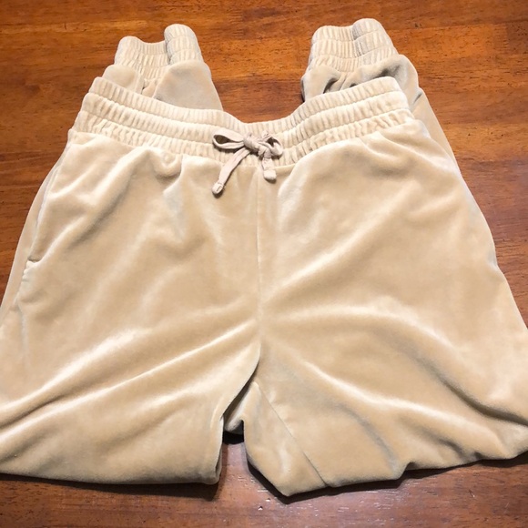 EXPRESS High Waisted Velour Joggers Size Medium - Picture 3 of 6